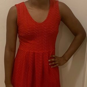 Red sleeveless short dress
